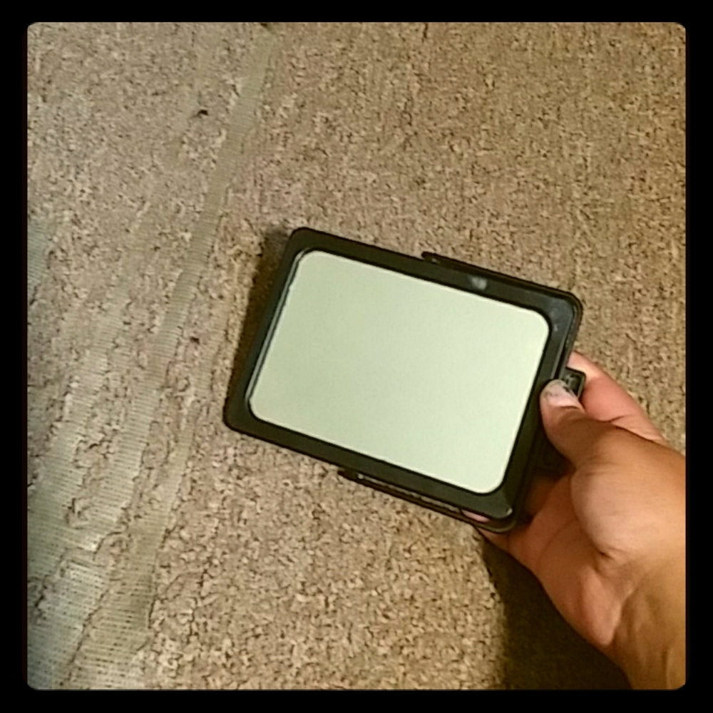 Tiny mirror
